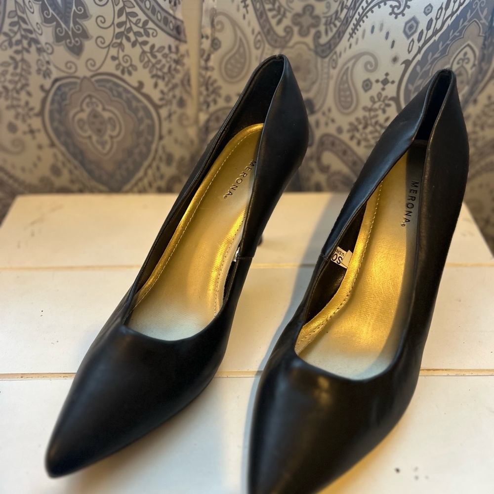 Merona Classic Black Heels